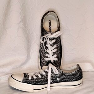 USED Converse Shoes